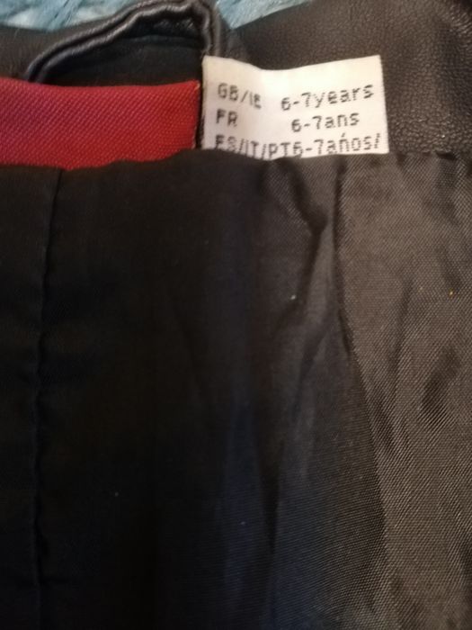 Куртка косуха 6,7,8 років