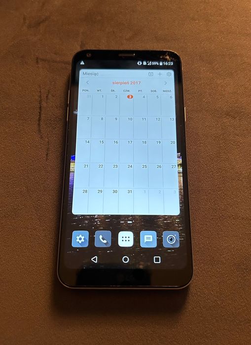 LG Q6 32GB używany, do negocjacji!