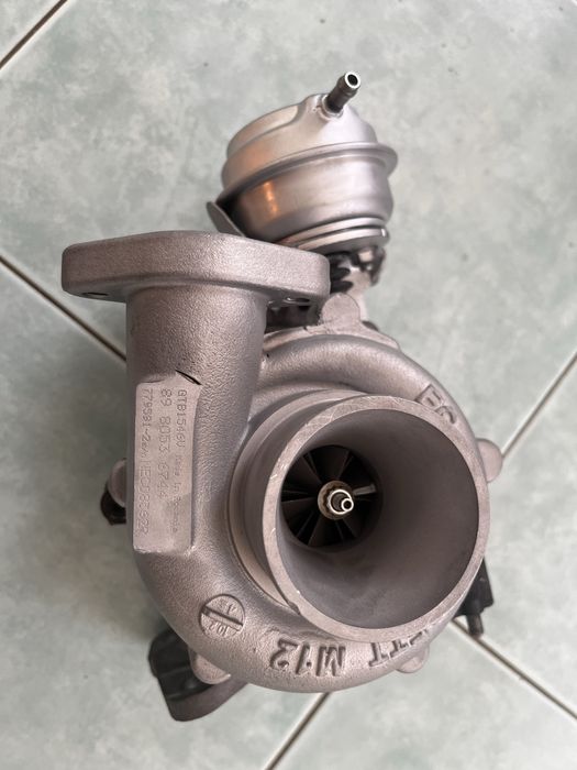 Турбіна турбина Opel Astra  Zafira Meriva 1.7 CDTI