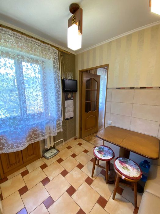 Оренда 2 кім. квартири вул. Володимира Великого