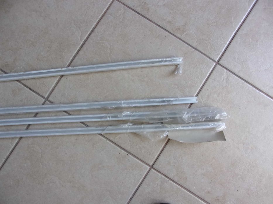 U szyny aluminiowe białe dł 3m