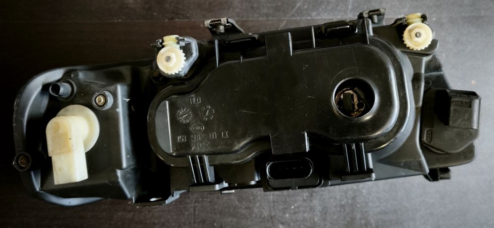 Farol Audi A3 2000-2003