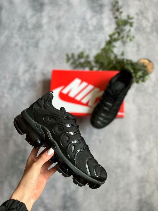 Чоловічі Кросівки Nike Air VaporMax Plus Triple Black / Мужские Кроссовки Nike / Nike