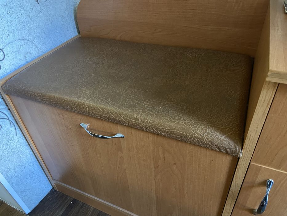 Прихожая. Продажа комплектом.