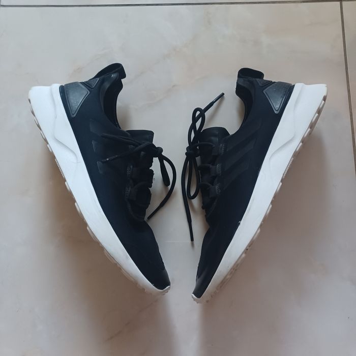 Buty Adidas ultralekkie zadbane 38/23,5 cm/ salon 329 zł
