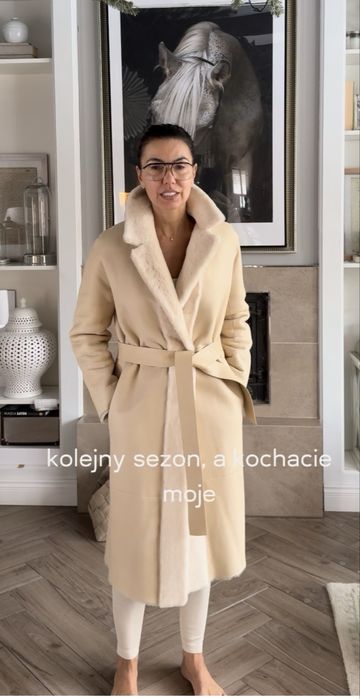 Kożuch natualny Massimo Dutti