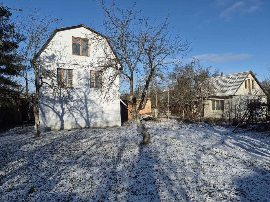 Продаж двоповерхової дачі (110м2), 3 кімнати. Мансарда. Гараж. ID:742