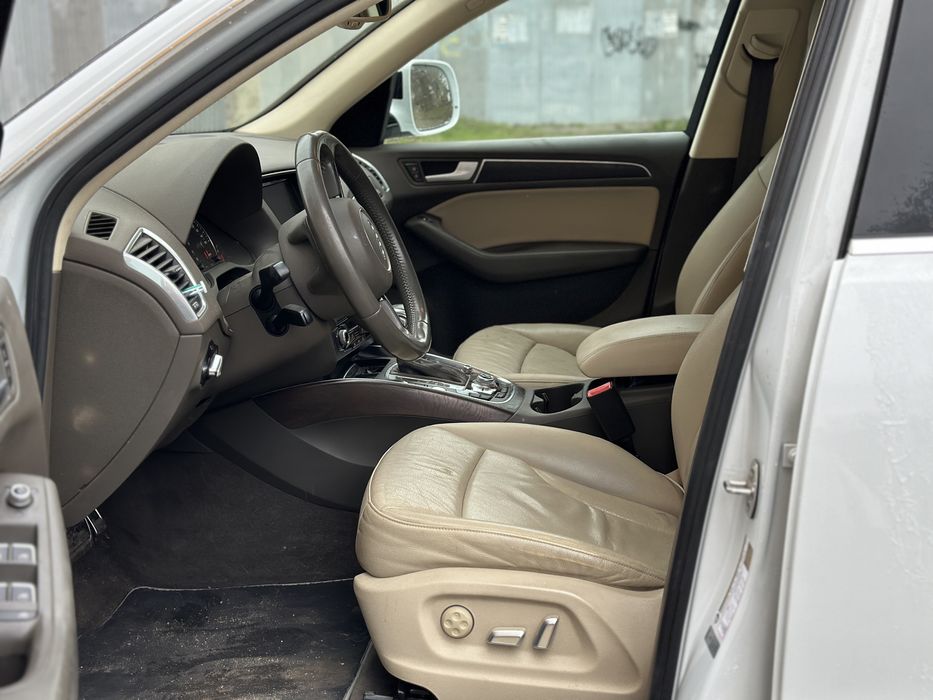 Продам Audi Q5 2015