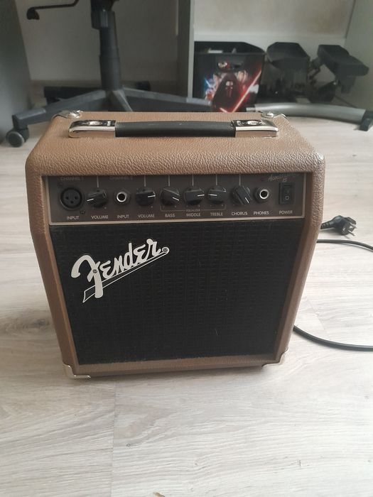 Fender Acoustasonic 15
