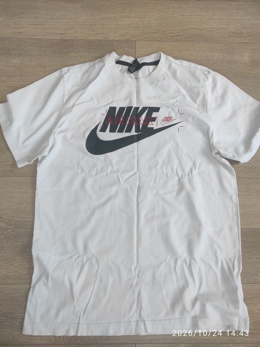 Футболка    Nike