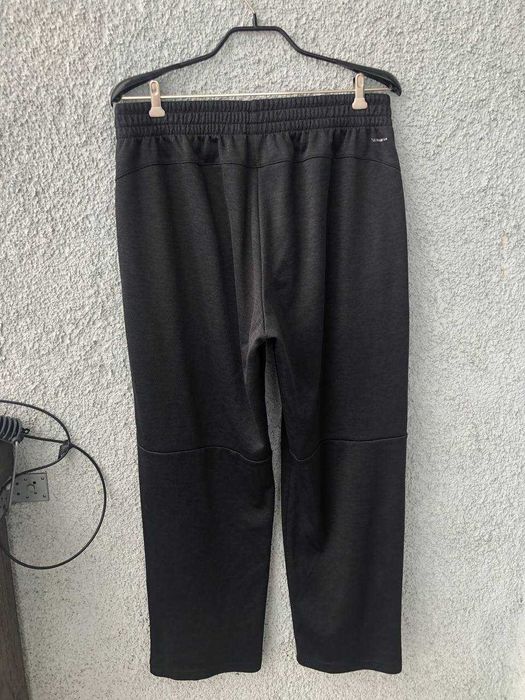 Спортивні штани Adidas