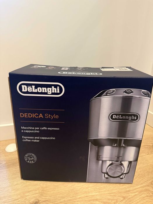 Zestaw Delonghi Dedica - Młynek + Ekspres kolbowy