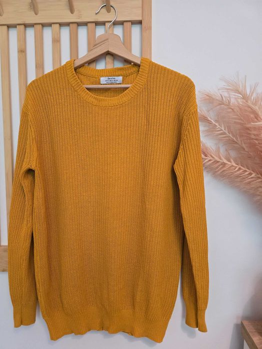 Sweter musztardowo-brązowy | Bershka
