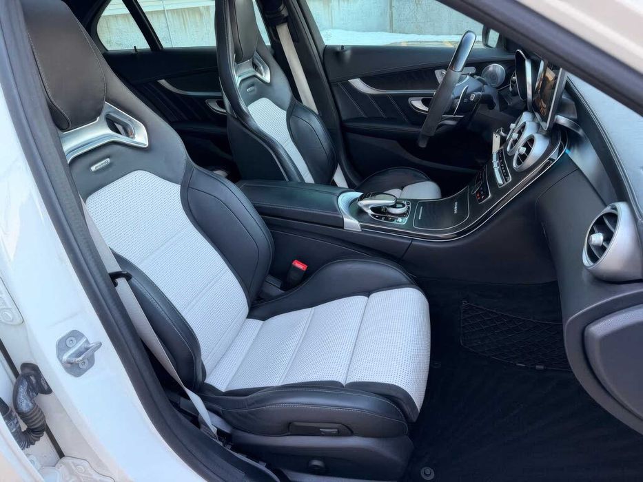 Mercedes-Benz C-Class AMG C 63 S      2017