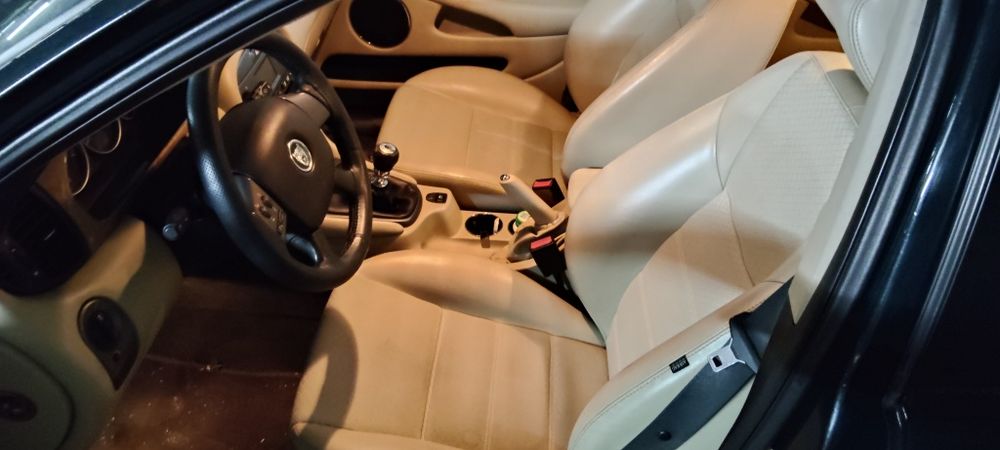 Jaguar X-Type Sport Sedan 2.0D — photo 5