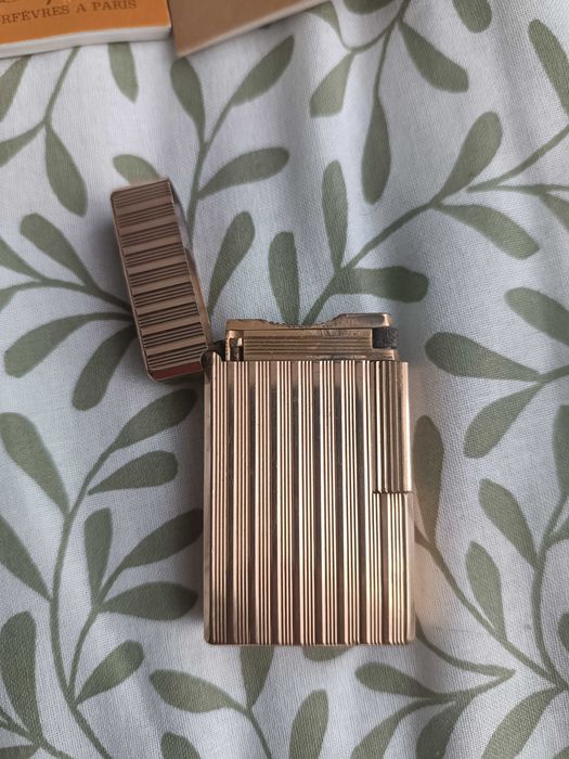 Dupont ouro caixa de origem