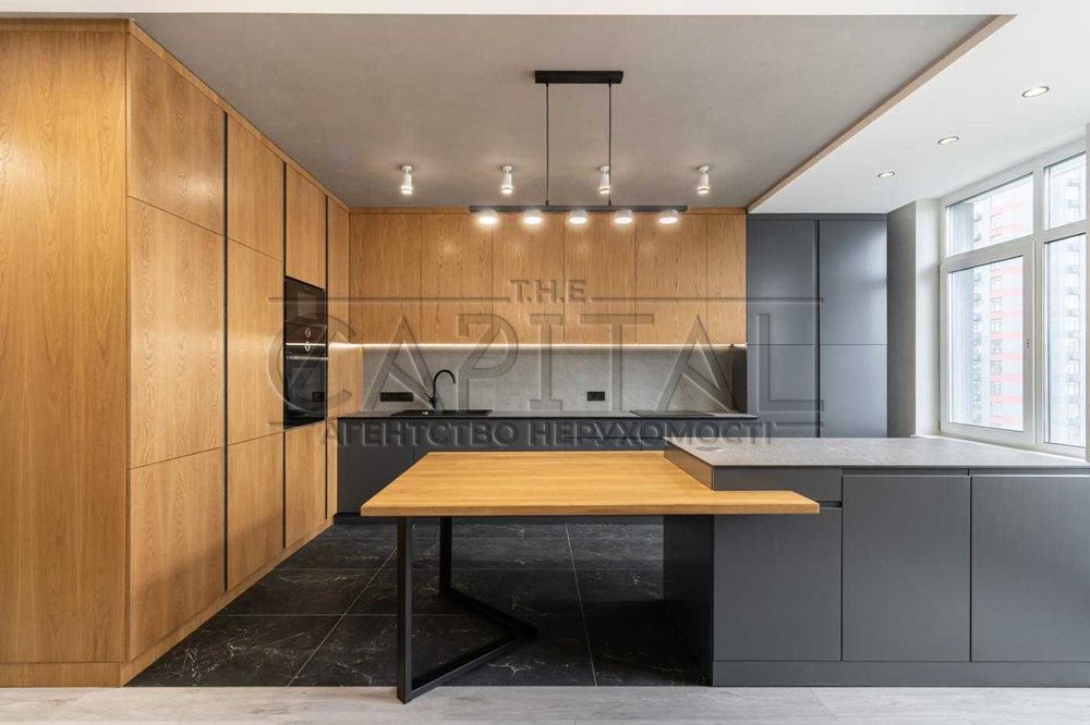 Продається 3-кімнатна квартира в ЖК "Галактика"