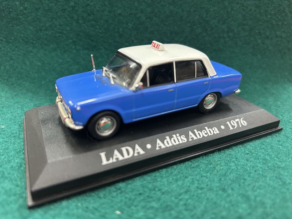 Miniaturas taxis de todo Mundo