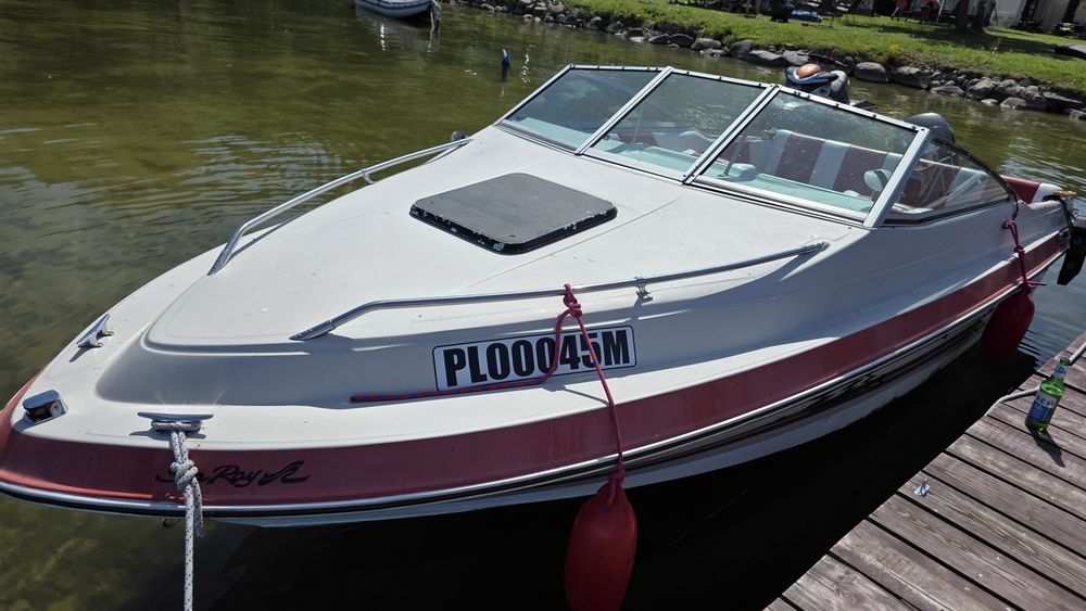 Łódź motorowa Sea Ray z silnikiem Suzuki 90KM
