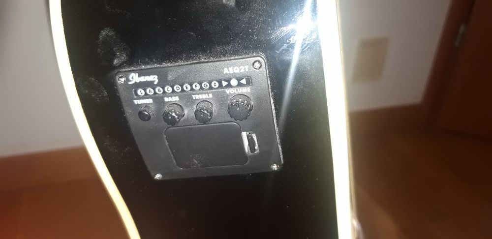 Gitara akustyczna Ibanez