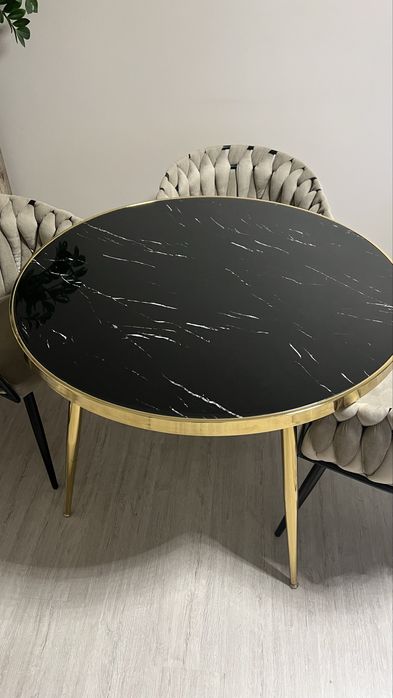 Stół marmurkowy złoty