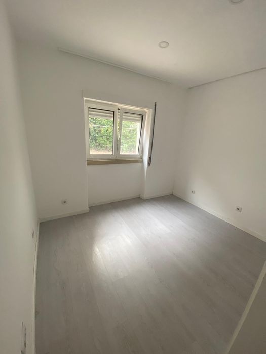 T3 + 1 com terraço privativo nos Olivais
