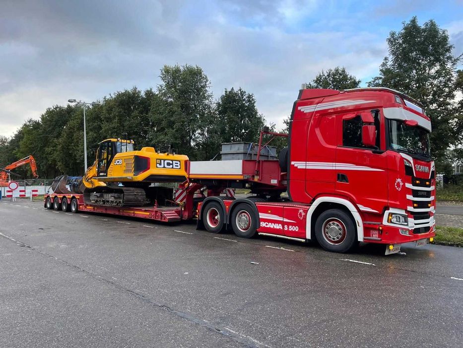 Оренда / Замовити низькорамний трал: для превезення спецтехніки