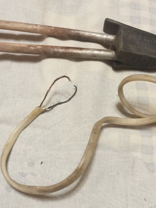 Кипятильник 1 кВт. Замок запчасти.