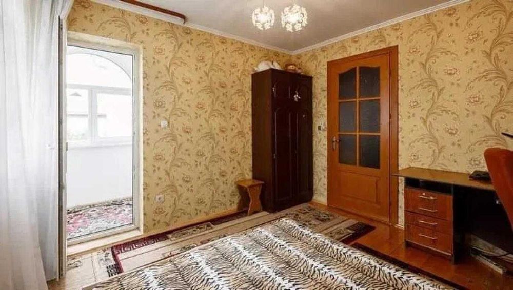 Будинок 12 сот район Калинової Слободи  Крихівці