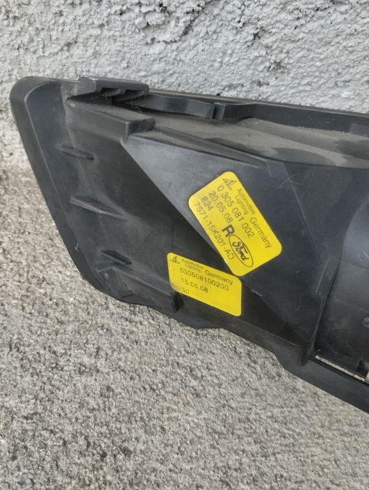 Farol de nevoeiro Ford Mondeo