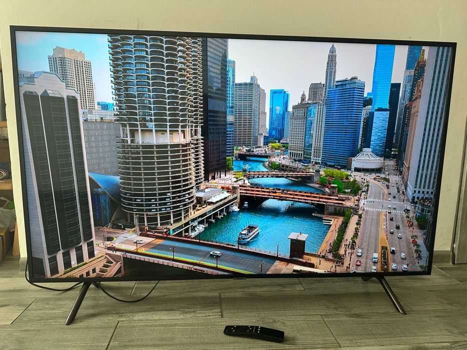 Телевізор Samsung 58” 4K Smart TV UE58RU7172U