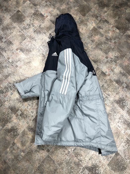 Зимова спортивна вінтажна куртка adidas розмір L