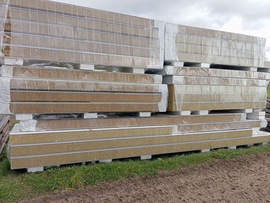 Sprzedam płyty warstwowe dachowe i ścienne z wełny grubość 20 cm