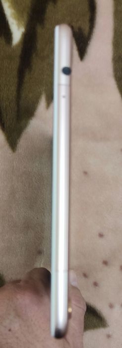 Продам Xiaomi MI Pad 4 plus 4/64  lte + приятные бонусы