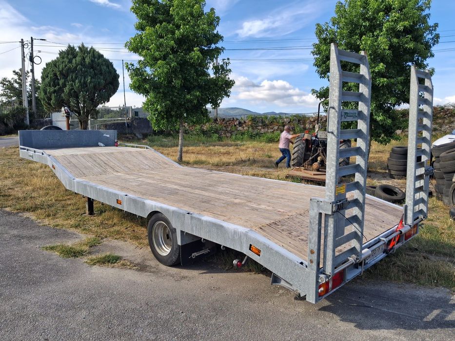 Mercedes Sprinter 519 Minitir 7000kg - Várias carrinhas e reboques