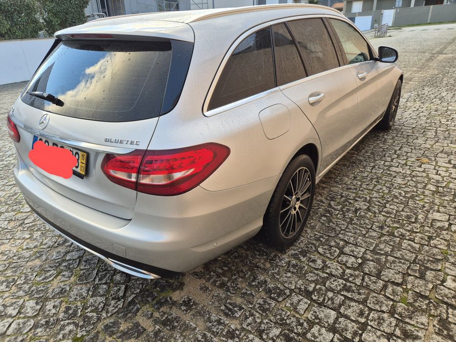 Em excelente estado geral