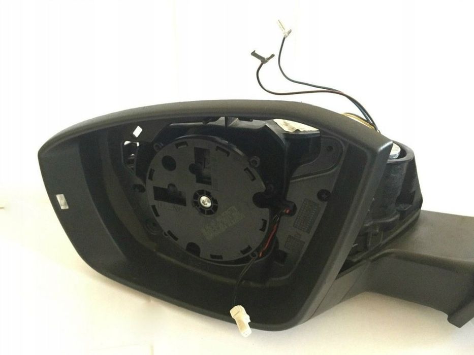 Мотор регулировки стекла зеркала на 3 контакта  VAG Skoda Octavia