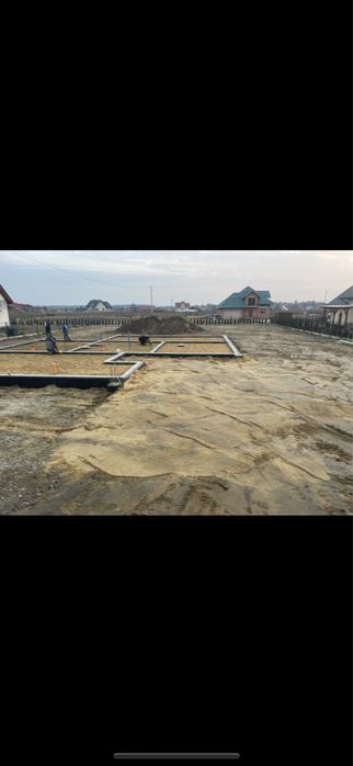 Piasek zasypowy do fundamentow, bardzo dobrze sie  zageszcza!