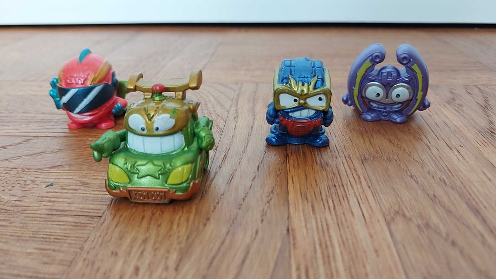 Super Zings różne figurki