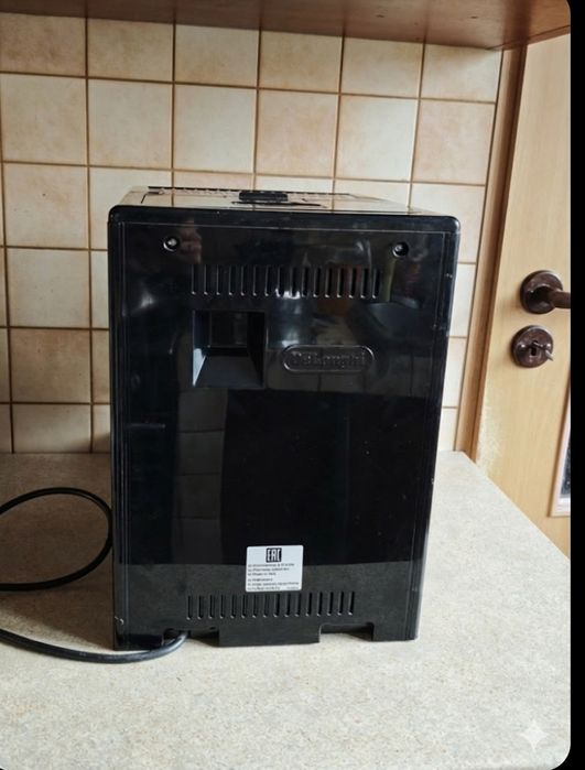 Ekspres do kawy Delonghi  46.860B + dowód zakupu Amazon