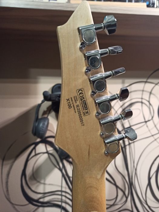 Gitara elektryczna  Cort X100