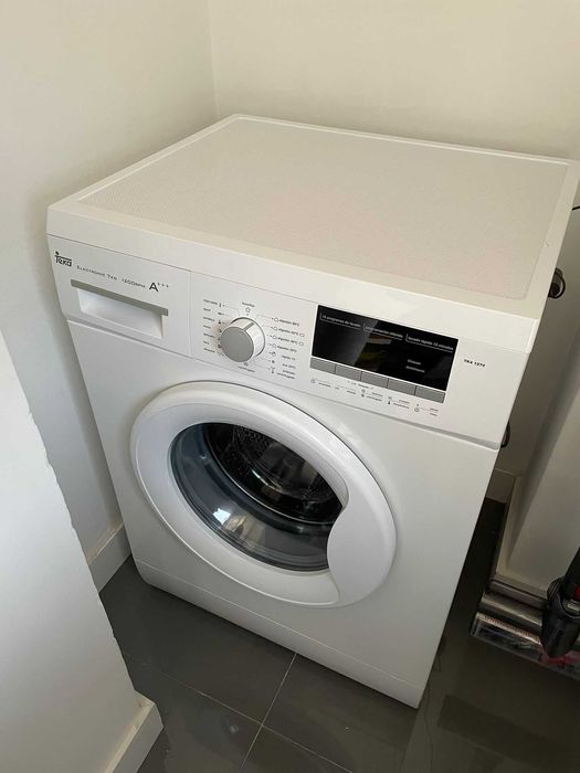 Máquina de Lavar Roupa - TEKA TK4 1270