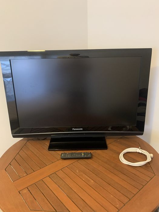 Tv Panasonic com comando tudo funcional