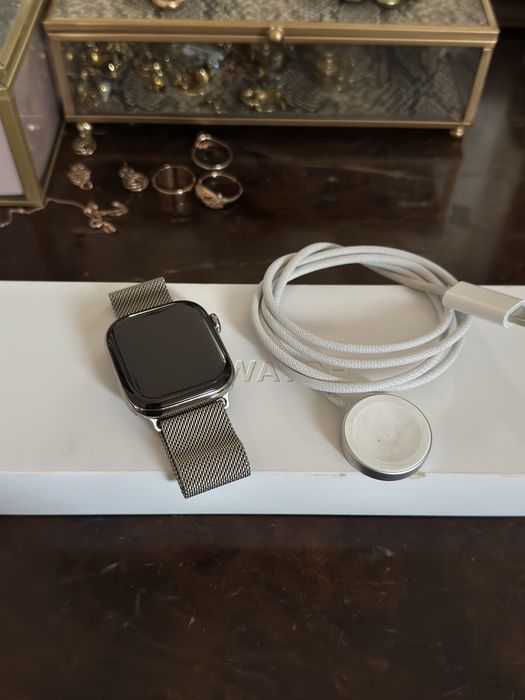 Apple Watch 10 Tytan natural 42mm gps+cellular