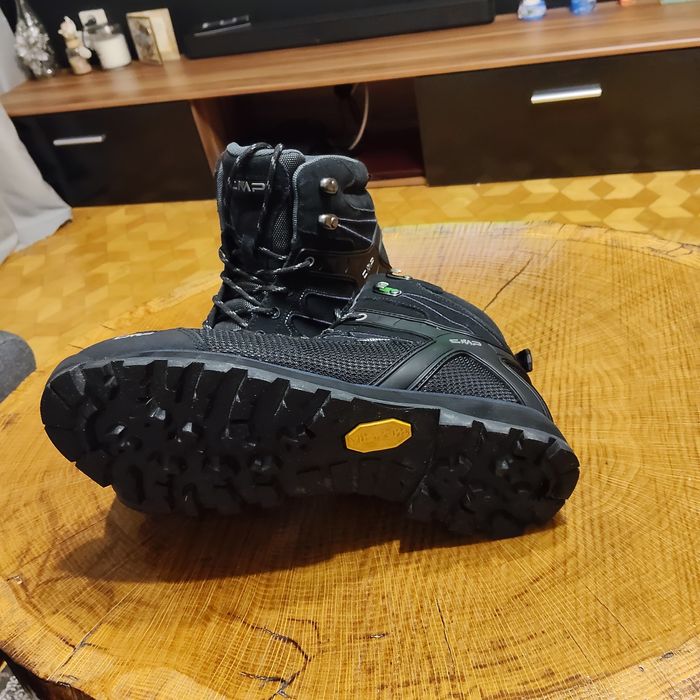 Sprzedam buty trekkingowe CMP Moon Mid WP – jak nowe