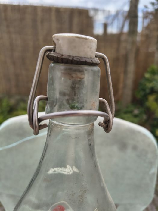 Lote 100 Garrafas Vintage La Casera - Fecho Porcelana/Mola