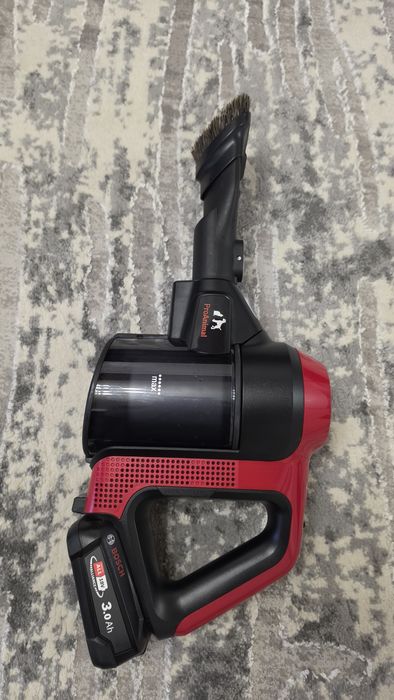Пылесос Bosch Unlimited 7 ProAnimal