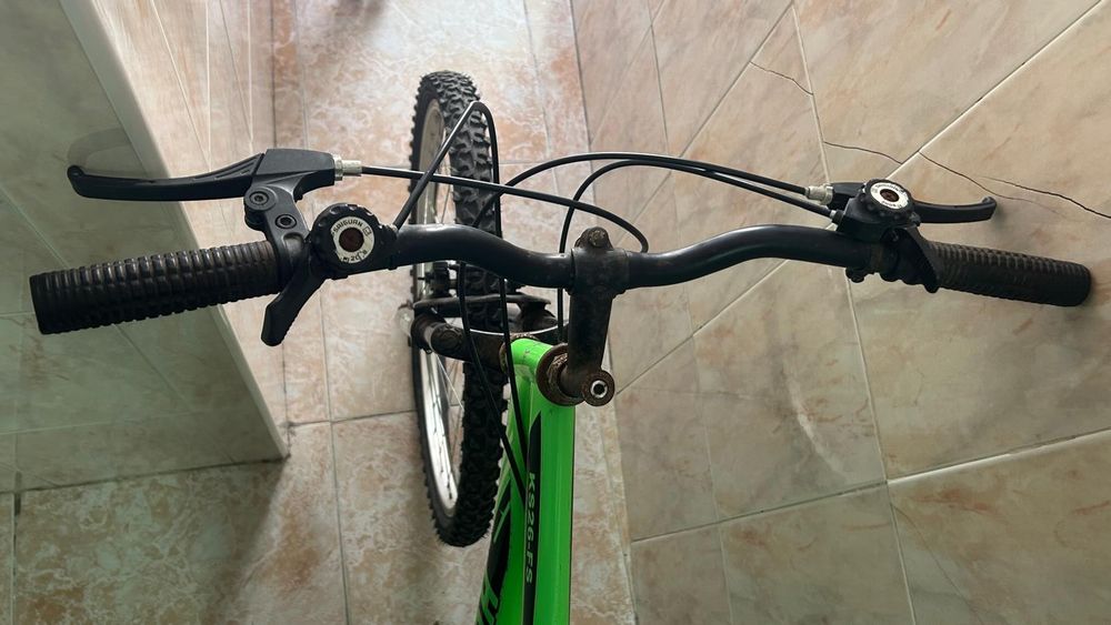 Bicicleta BTT usada