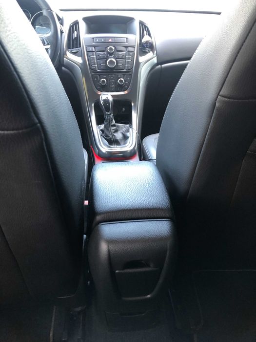 Opel Astra 1.4 Gasolina 100cv
