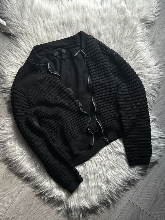 Czarny ażurowy sweter Atmosphere 36 S